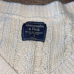 Cable Knit Sweater Size Small
